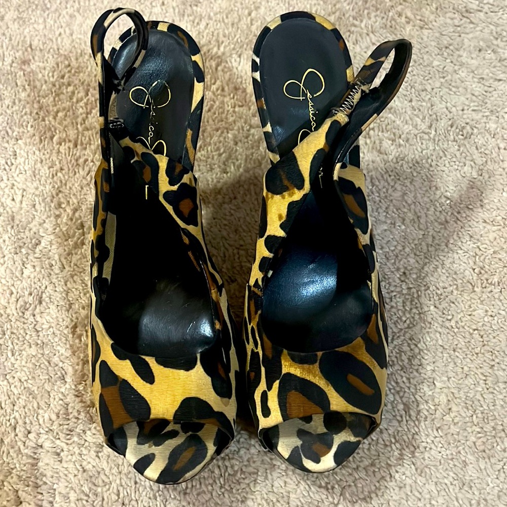 Leopard 🐆 heels😍